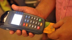 ​أزمة إضافة المواليد على بطاقات التموين تصل البرلمان.. وتحرك عاجل لمواجهة “كعب داير” المواطنين