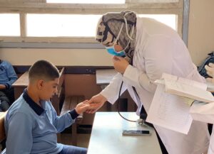 فحص 2.127 مليون طالب بالصف الأول الإعدادي  ضمن مبادرة “الكشف المبكر عن فيروس سي”