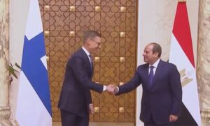 السيسي يؤكد دور مصر المحوري في تهدئة أزمات الشرق الأوسط ودعم الاستقرار الإقليمي