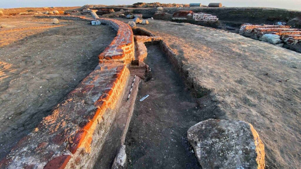 اكتشافات أثرية بسيناء تعيد كتابة تاريخ الحضارة المصرية