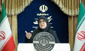 إيران: نتفاوض وأيدينا على الزناد وأي اعتداء جديد سيواجه برد أشد