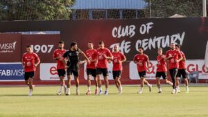 الأهلى يختتم اليوم تحضيراته لقمة الدورى ويدخل معسكرًا مغلقًا للزمالك