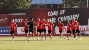 الأهلى يختتم اليوم تحضيراته لقمة الدورى ويدخل معسكرًا مغلقًا للزمالك
