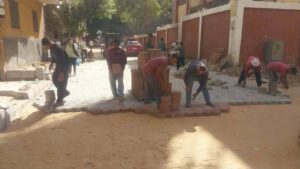 الجيزة: رصف 11 شارعًا ومتفرعاتهم بالانترلوك في إمبابة