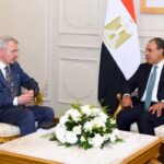 وزير الخارجية المصري يشدد على دعم وحدة السودان وضرورة التهدئة