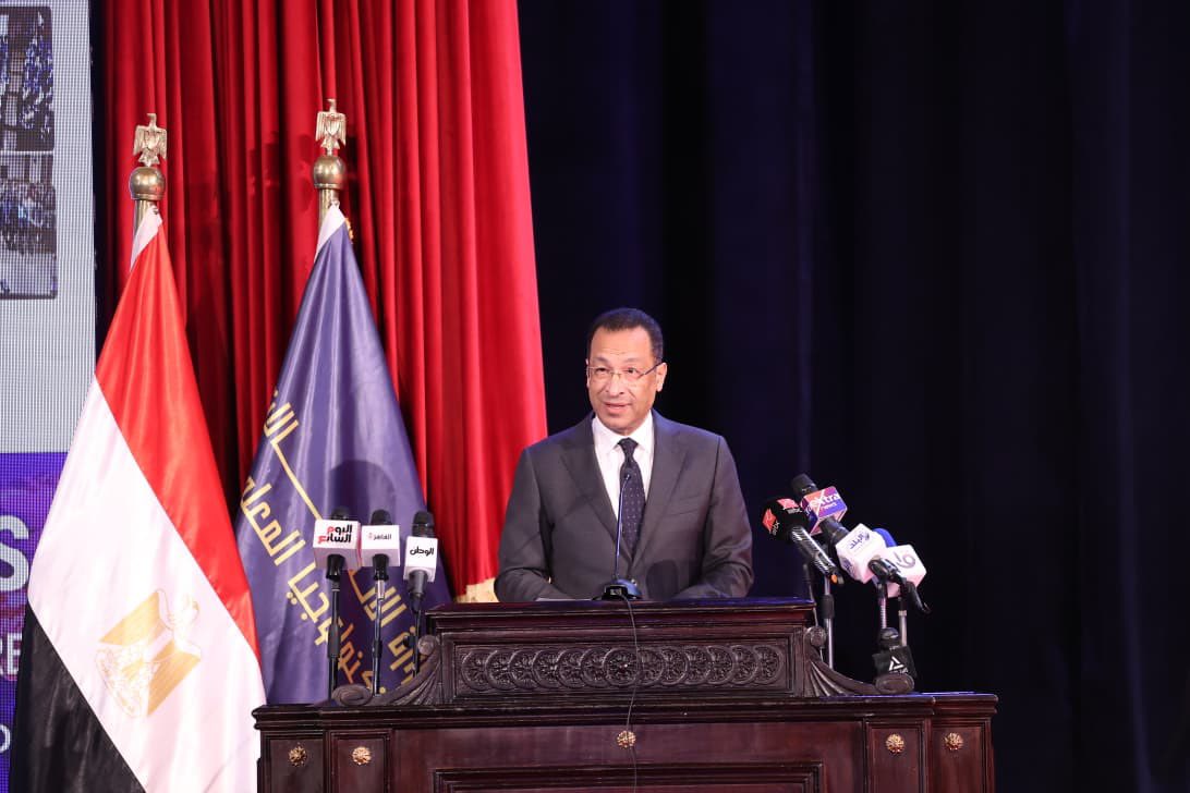 وزير الاتصالات: مصر تشغل المركز التاسع عالمياً في العمل الحر بعدد 850 ألف مهني مستقل