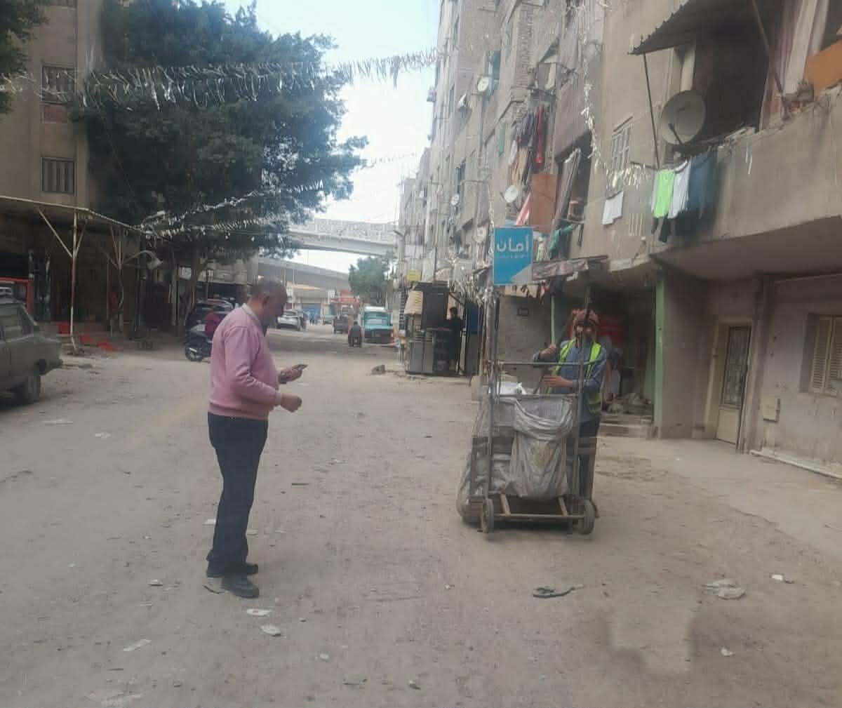 بدء تفعيل منظومة الجمع السكني للمخلفات بالبراجيل فى المنيرة الغربية