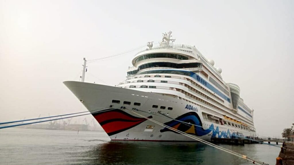 وصول 2715 سائحًا على متن “AIDA STELLA” إلى ميناء غرب بورسعيد
