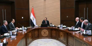 مدبولي يشيد بافتتاح مركز “فاليو” للذكاء الاصطناعي في مصر
