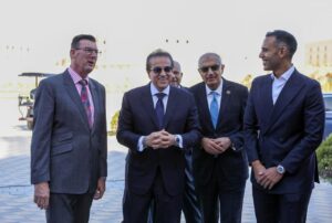 وزير الصحة يشارك في افتتاح جامعة هيرتفوردشاير بالعاصمة الجديدة