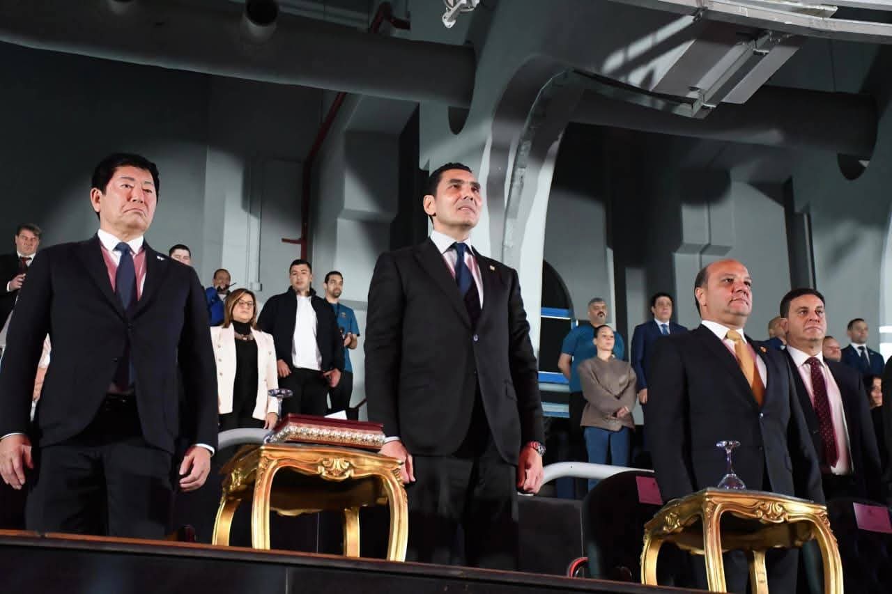 وزير الشباب والرياضة يفتتح بطولة كأس العالم للجمباز الفني