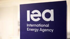 وكالة الطاقة الدولية: عامان لتعافي إمدادات الشرق الأوسط من النفط