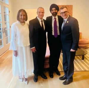 وزير التخطيط يلتقي رئيس مجموعة البنك الدولي خلال اجتماعات واشنطن