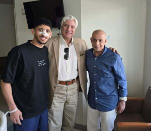 مدير الكرة بالزمالك يزور لاعب بيراميدز بعد إصابته