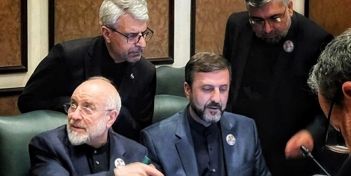 الرئيس الإيراني: نخوض مفاوضات إسلام آباد بشجاعة