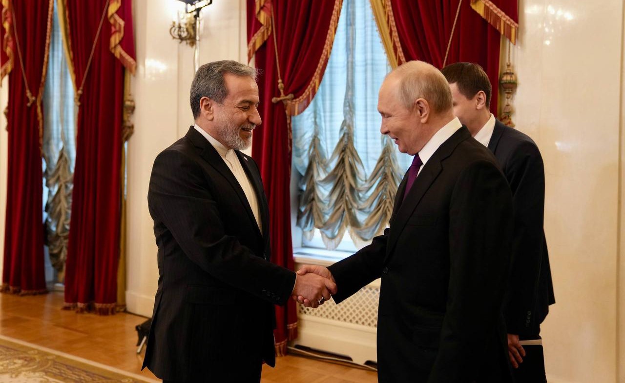 عراقجي يلتقي بوتين في موسكو لبحث تطورات الحرب على إيران