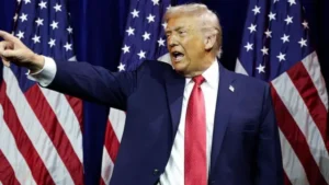 ترامب يحذر إيران: افتحوا المضيق أو الجحيم ينتظركم