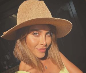 نور علي تثير الجدل عبر السوشيال ميديا بنشر صورة