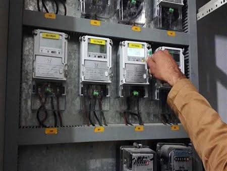 من غير ولا مليم.. خفض سعر الكهرباء في ” العداد ابوكارت” من 2.74 جنيها إلى 68 قرشا