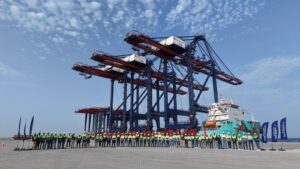 وصول أوناش عملاقة لمحطة “سفاجا 2” يعزز جاهزية الميناء للتحول إلى مركز لوجستي إقليمي