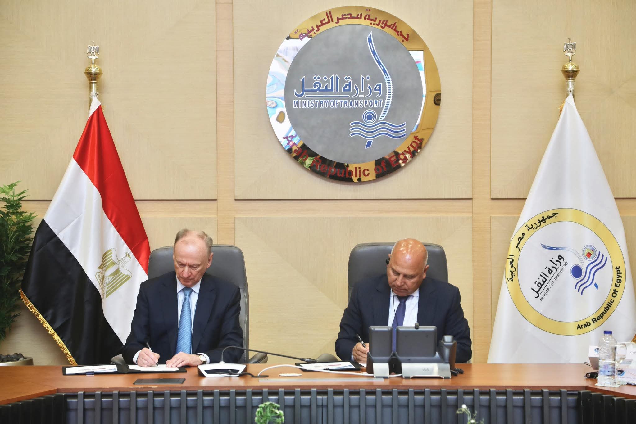 مباحثات مصرية روسية لتعزيز التعاون في النقل البحري التجاري