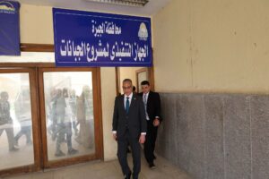 محافظ الجيزة يتفقد مقر الجهاز التنفيذي لمشروع الجبانات في ٦ أكتوبر