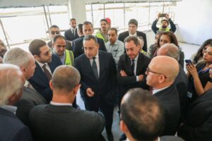 وزير التعليم العالي يتفقد أعمال الحرم الجديد للجامعة الأهلية الفرنسية بمدينة الشروق