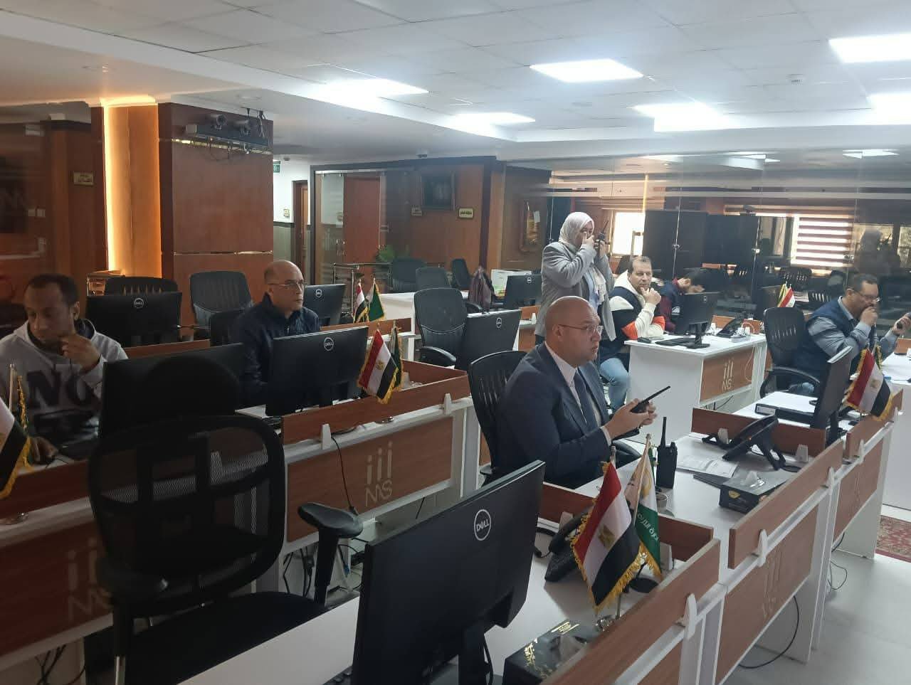 نائب محافظ الجيزة يتابع حملات طرق الأبواب لاستكمال إجراءات التصالح 