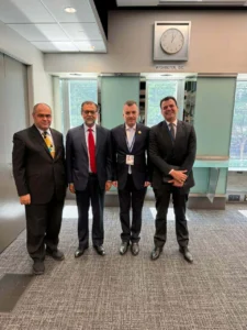 وزير التخطيط يلتقي نائب رئيس مجموعة البنك الإسلامي للتنمية