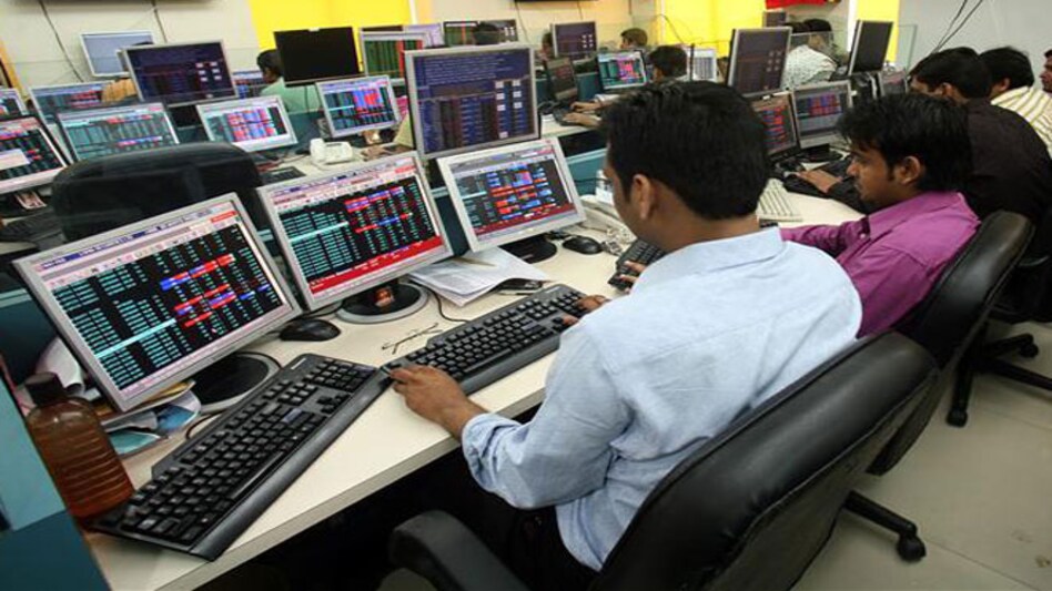 نزيف الاستثمارات الأجنبية يضع الأسواق الهندية في مهب الريح