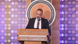 الرقابة المالية تنظم حلقة نقاشية حول “قيادة المستقبل” لتعزيز الكفاءات القيادية بالقطاع المالي غير المصرفي