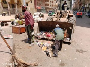 محافظ الجيزة يرصد مخالفات بناء بالوراق وأوسيم ومنشأة القناطر