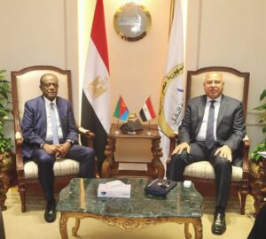 وزير النقل يستقبل المستشار الاقتصادي للرئيس الإريتري لبحث سبل تدعيم التعاون المشترك