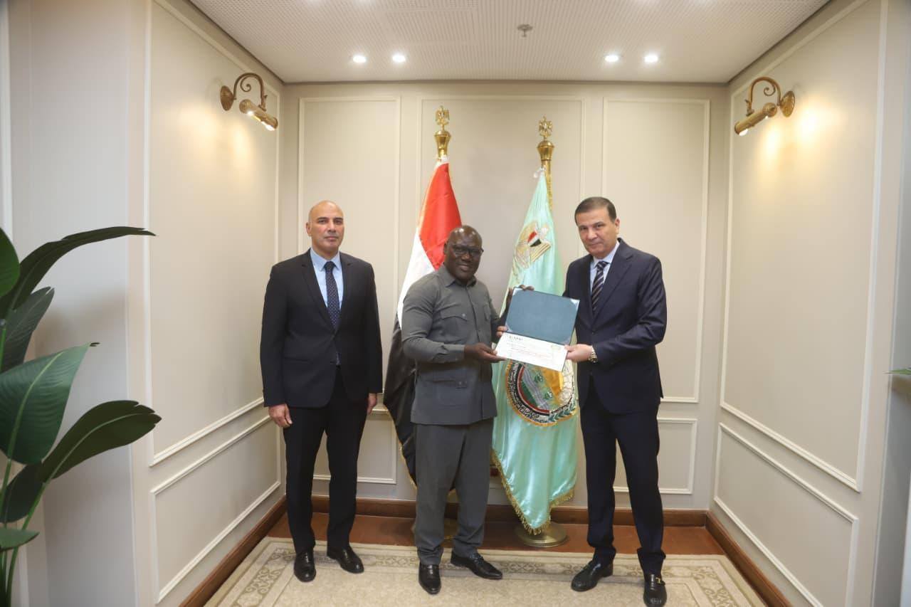 وزير الزراعة يشهد تخريج كوادر أفريقية ببرنامج دولي لإدارة المياه ومكافحة الملوحة