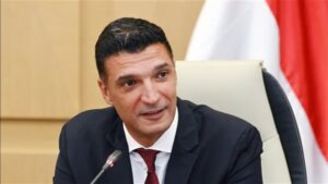 وزير الصناعة يصدر قراراً بشأن تشغيل الأنشطة الصناعية خارج المناطق الصناعية