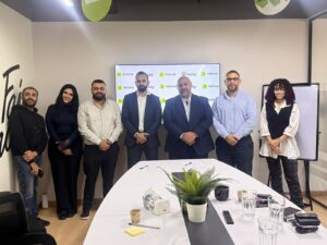 إندرايف توقع مع “لاكي” لتوفير مزايا مالية حصرية للسائقين المتميزين