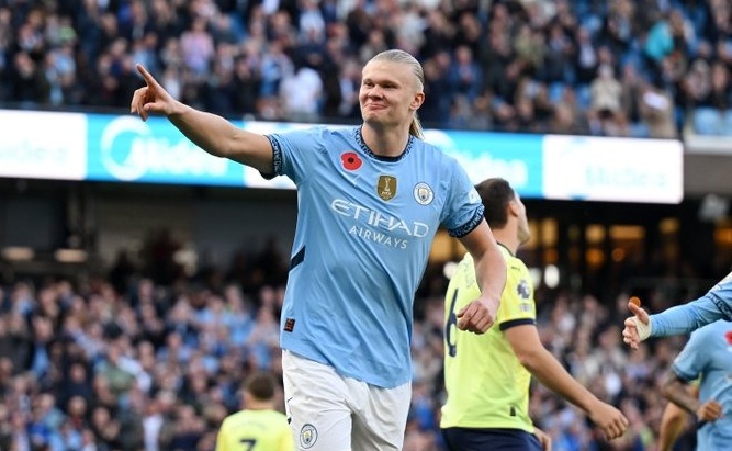 هالاند يسجل الهدف الثاني لمان سيتي ضد ليفربول في كأس الاتحاد الإنجليزي