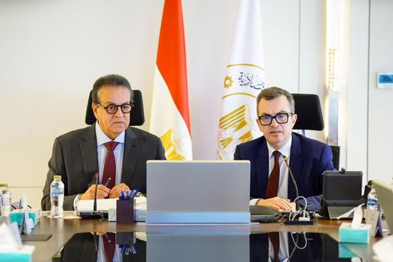 وزيرا الصحة والتخطيط  يناقشان الخطة الاستثمارية لوزارة الصحة للعام المالي 2026/2027