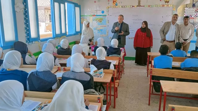 جولة مفاجئة لوكيل تعليم أسيوط على مدارس ساحل سليم