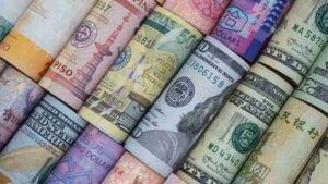 أسعار العملات في مصر اليوم الإثنين