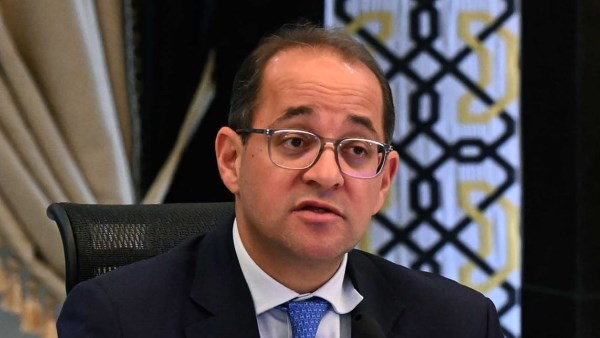 وزير المالية: الأولوية لتوفير السلع الغذائية والأدوية واحتياجات قطاع التعليم