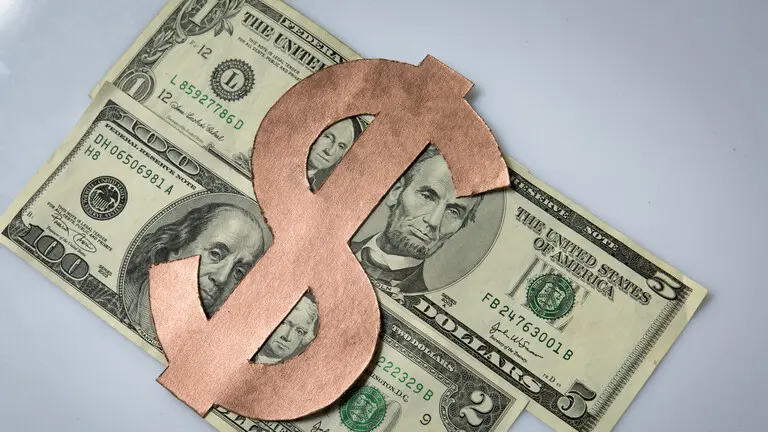 أسعار الدولار في مصر اليوم الخميس