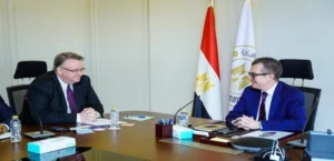 وزير التخطيط يبحث مع مدير مكتب منظمة العمل الدولية بالقاهرة سبل تطوير التعاون