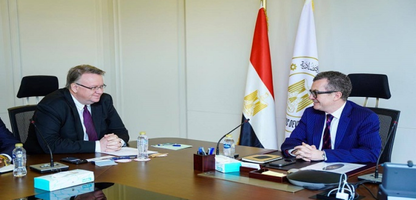 وزير التخطيط يبحث مع مدير مكتب منظمة العمل الدولية بالقاهرة سبل تطوير التعاون