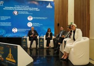 جلسة بجامعة عين شمس تؤكد: تكامل المؤسسات أساس تحقيق التنمية المستدامة