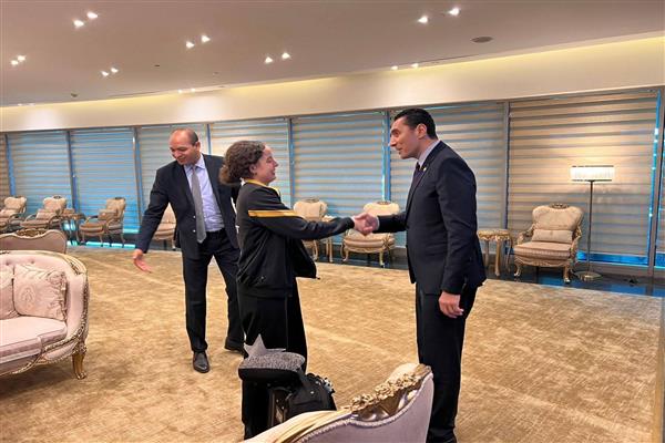 وزير الرياضة يشيد بإنجاز هنا جودة العالمي