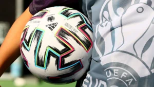 مواعيد مباريات اليوم السبت والقنوات الناقلة.. قمة مانشستر سيتي وليفربول الأبرز