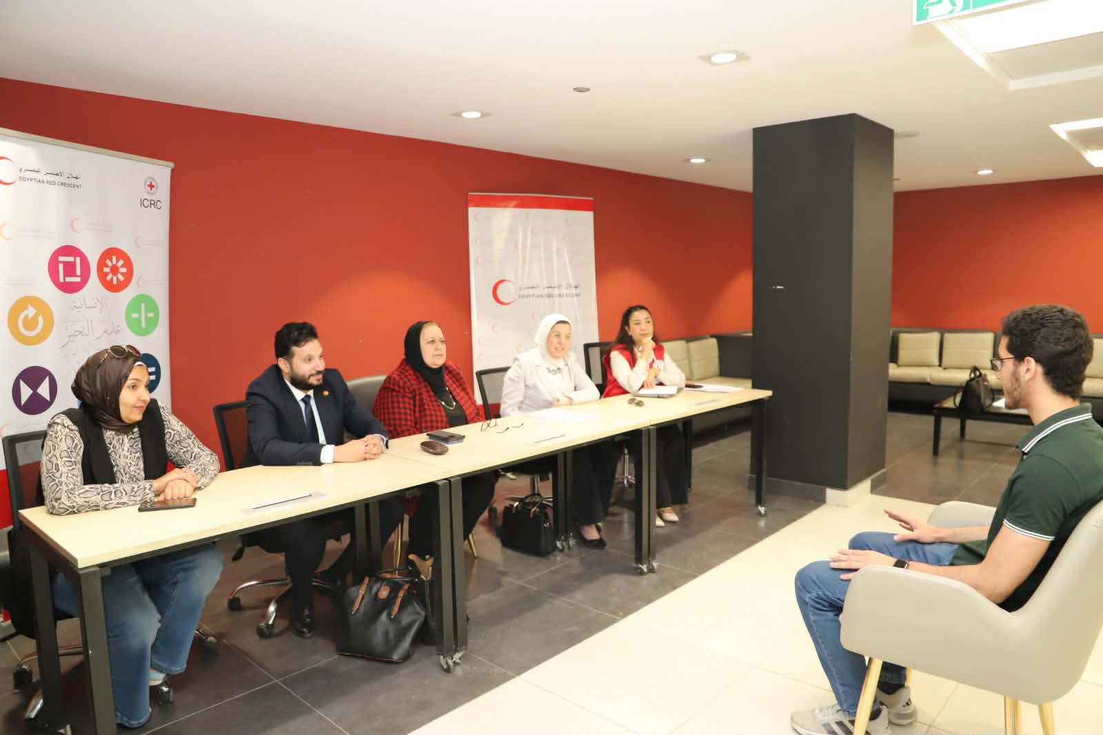 جامعة عين شمس تُجري مقابلات للطلاب للانضمام للمرصد المجتمعي