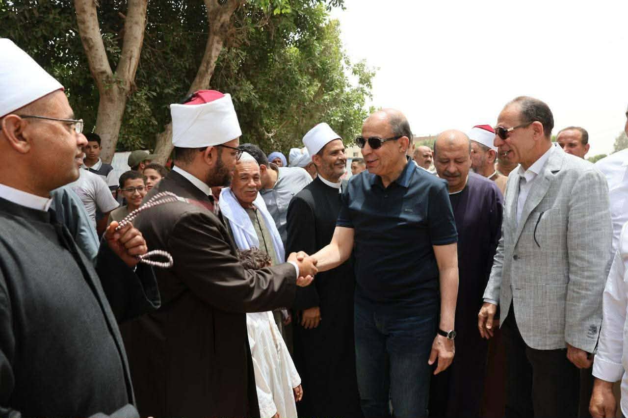 محافظ المنيا يفتتح المسجد الشرقي بنزلة الدليل في بني مزار