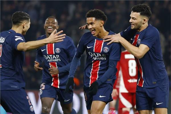 باريس سان جيرمان يواجه لوريان للاقتراب من لقب الدوري الفرنسي